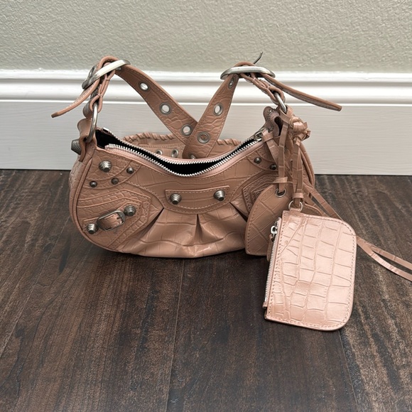 Balenciaga Beige handbag - Picture 1 of 3